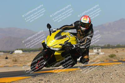 media/Oct-08-2022-SoCal Trackdays (Sat) [[1fc3beec89]]/Turn 9 Inside (10am)/